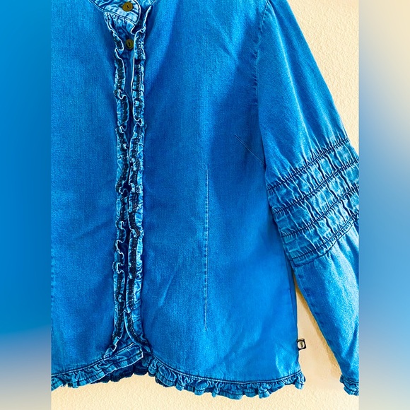 Blondie Ruffle Edge Denim Button- up Blouse/Jacket - Picture 5 of 10